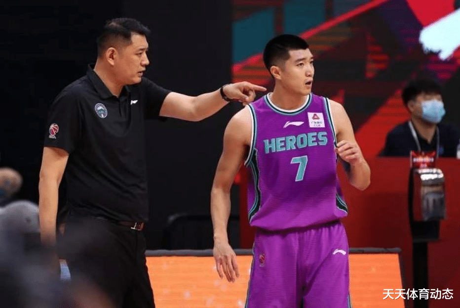 德国杯赛程吃紧，深圳男篮国际比赛日官宣签约，管理层满意，年轻球员得到机会的简单介绍-满冠体育app